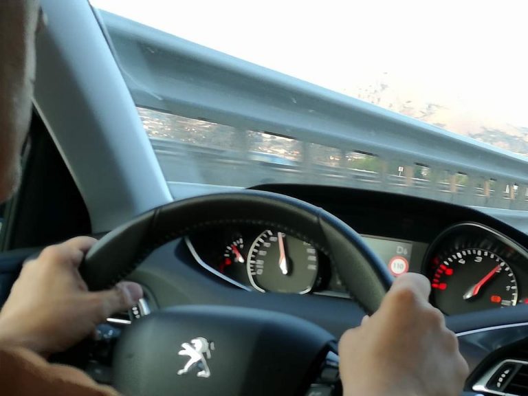 Guidare in Sicurezza-davidemontella, giornalista, istruttore di guida sicura